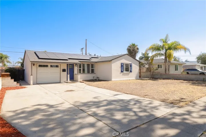 1909 W Walnut Avenue, Fullerton, California 92833