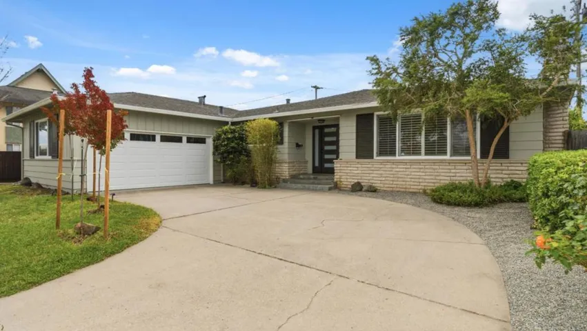 739 Bellarmine Drive, Salinas, California 93901