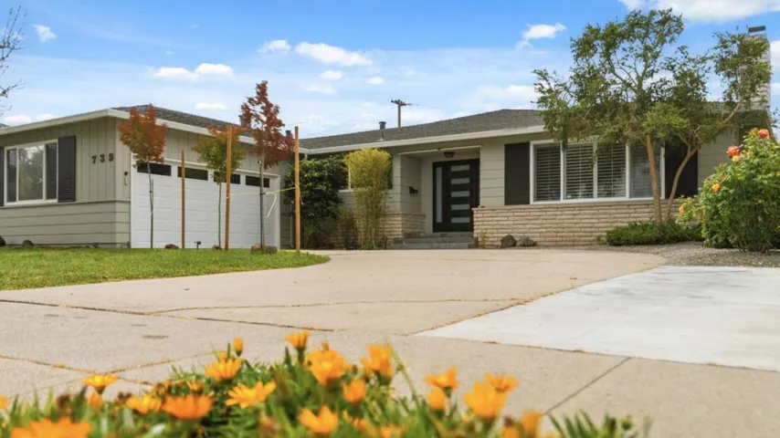 739 Bellarmine Drive, Salinas, California 93901