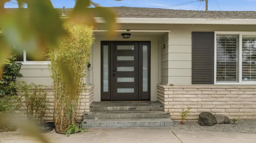 739 Bellarmine Drive, Salinas, California 93901