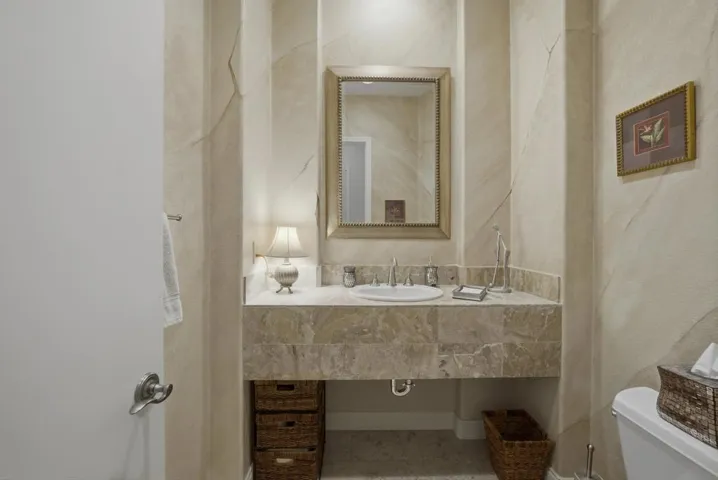 22-Photo-22