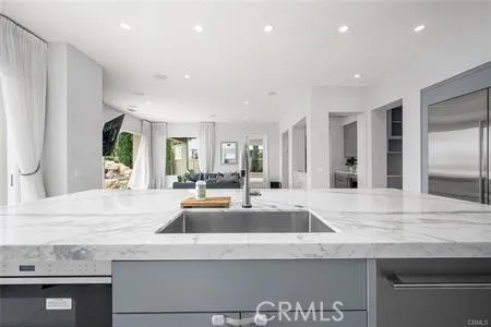 6 Almanzora, Newport Coast, California 92657