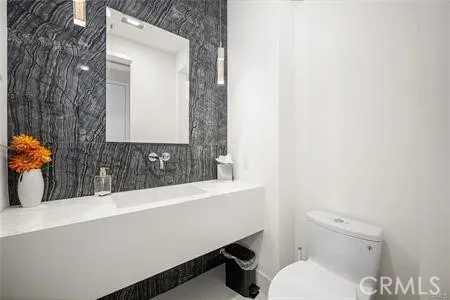 6 Almanzora, Newport Coast, California 92657