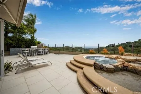 6 Almanzora, Newport Coast, California 92657