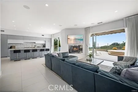 6 Almanzora, Newport Coast, California 92657
