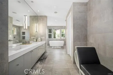 6 Almanzora, Newport Coast, California 92657