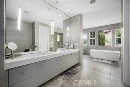 6 Almanzora, Newport Coast, California 92657