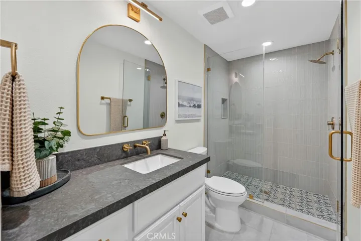 22841 Pocetas, Mission Viejo, California 92692
