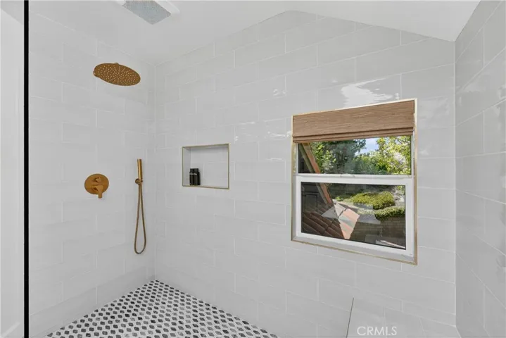 22841 Pocetas, Mission Viejo, California 92692