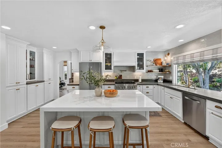 22841 Pocetas, Mission Viejo, California 92692