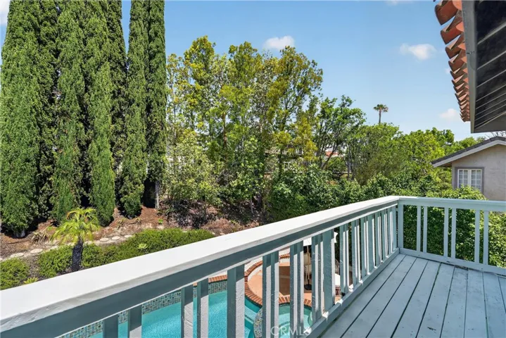 22841 Pocetas, Mission Viejo, California 92692