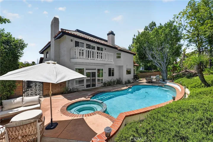 22841 Pocetas, Mission Viejo, California 92692