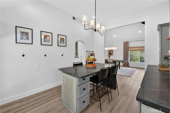 22841 Pocetas, Mission Viejo, California 92692