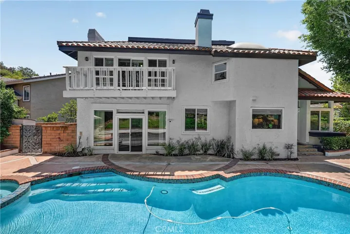 22841 Pocetas, Mission Viejo, California 92692