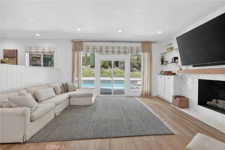 22841 Pocetas, Mission Viejo, California 92692
