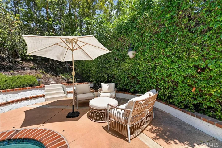 22841 Pocetas, Mission Viejo, California 92692