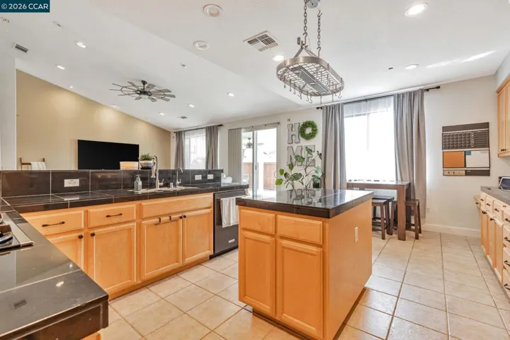 1108 Windhaven, Brentwood, California 94513