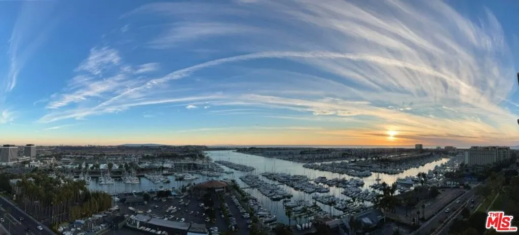 13700 Marina Pointe Drive 1915, Marina Del Rey, California 90292