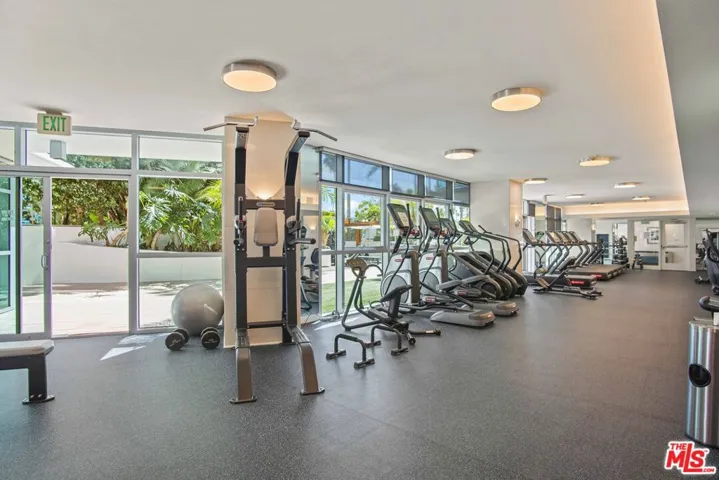 13700 Marina Pointe Drive 1915, Marina Del Rey, California 90292