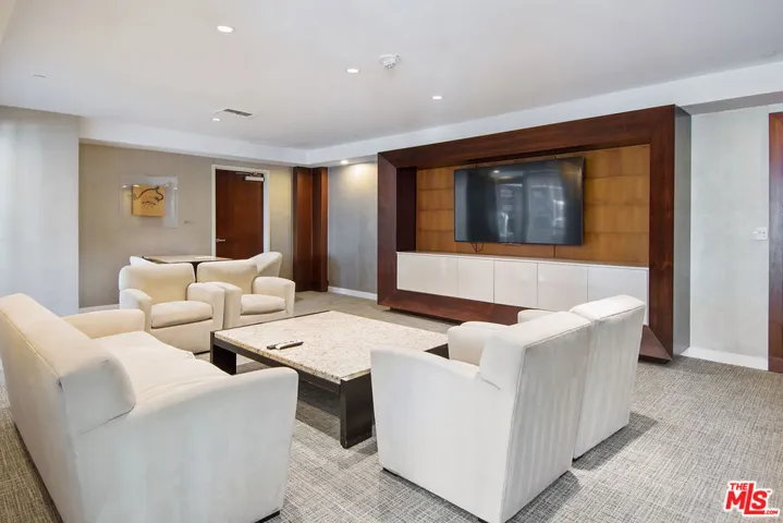 13700 Marina Pointe Drive 1915, Marina Del Rey, California 90292