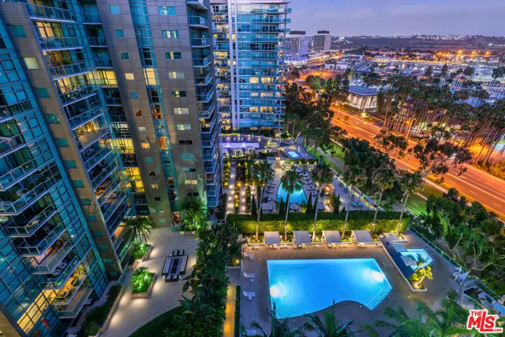 13700 Marina Pointe Drive 1915, Marina Del Rey, California 90292