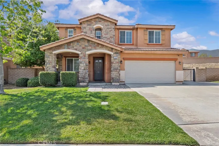 15292 Wren, Fontana, California 92336