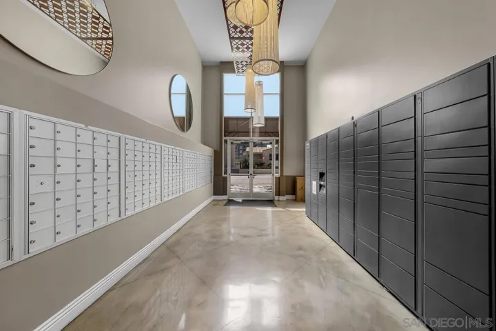 1501 Front Street 613, San Diego, California 92101