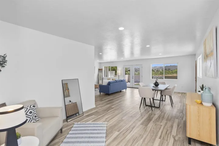 12752 Lindo Lane, Lakeside, California 92040