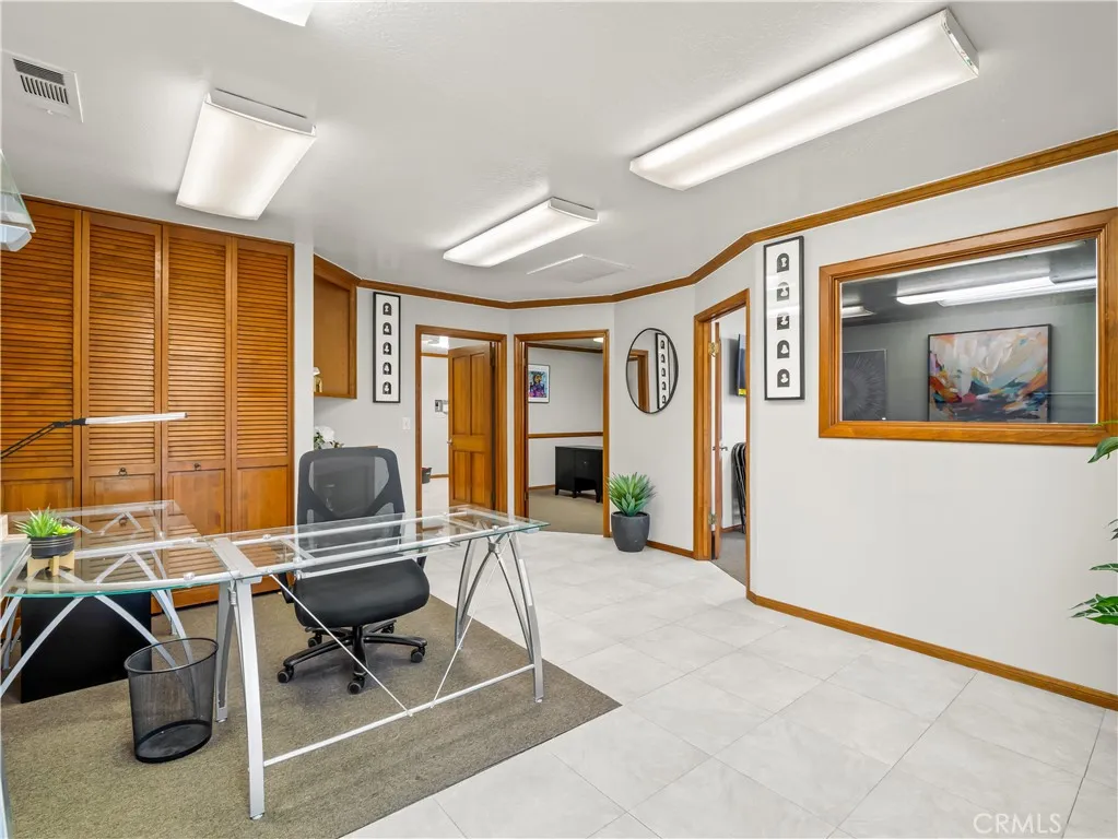 2nd vacant unit