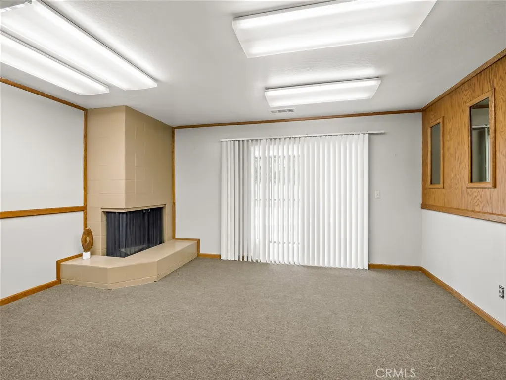 2nd vacant unit