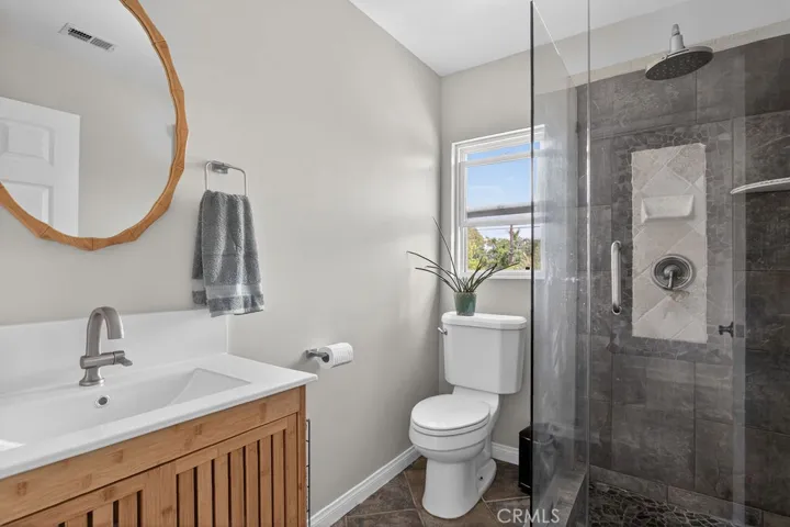 Upstairs bathroom