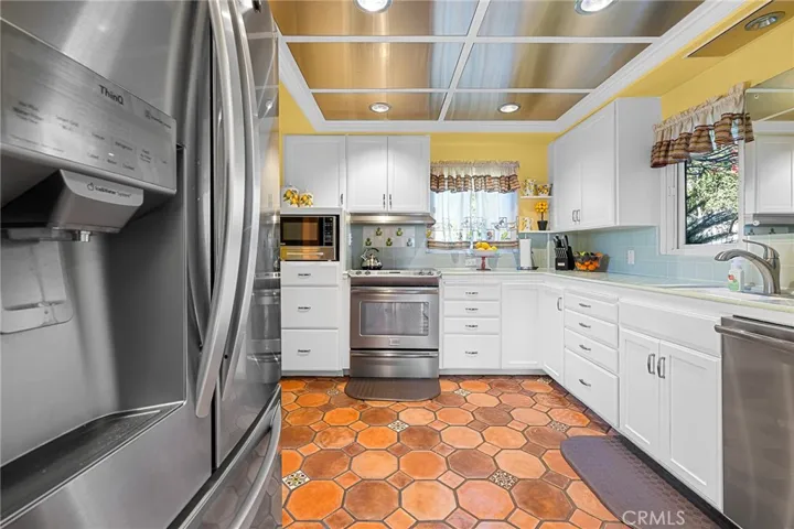 3076 Turnbull Canyon, Hacienda Heights, California 91745