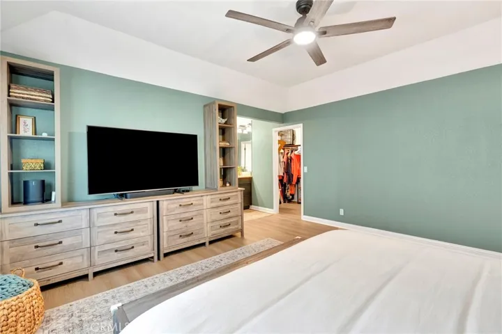 7495 N Flora Avenue, Fresno, California 93720
