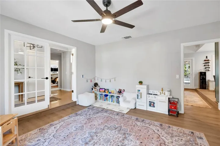 7495 N Flora Avenue, Fresno, California 93720