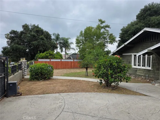2121 Garfield, Altadena, California 91001