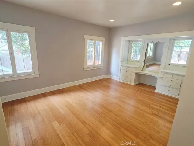 2121 Garfield, Altadena, California 91001