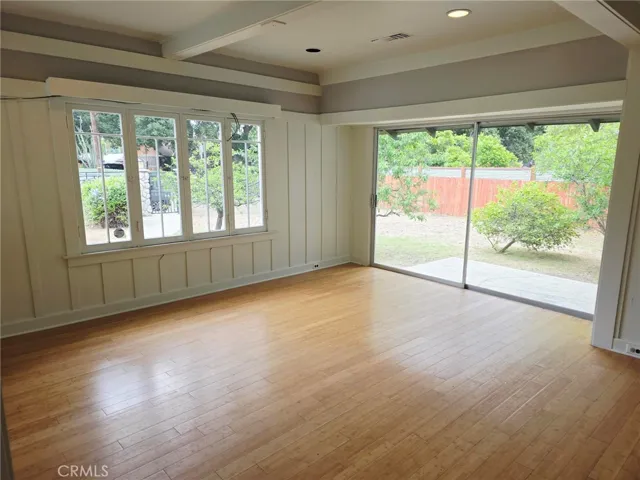 2121 Garfield, Altadena, California 91001