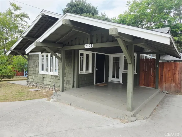 2121 Garfield, Altadena, California 91001