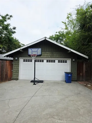 2121 Garfield, Altadena, California 91001