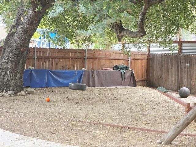 2121 Garfield, Altadena, California 91001
