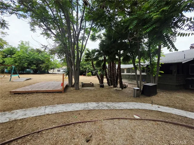 2121 Garfield, Altadena, California 91001