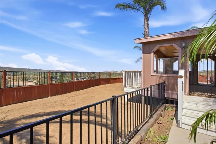 40100 Owl Valley, Temecula, California 92592