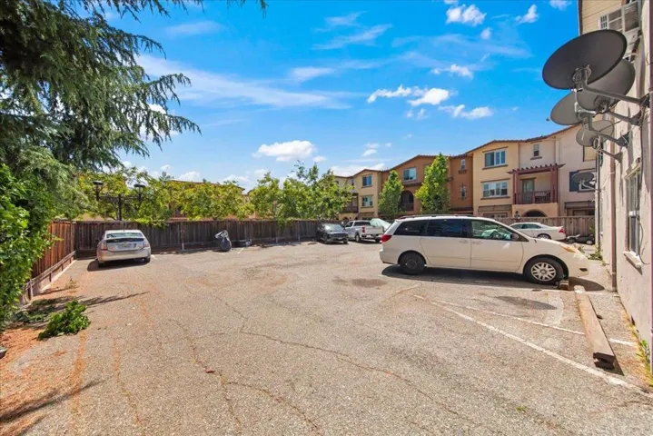 370 N Fair Oaks Avenue, Sunnyvale, California 94085
