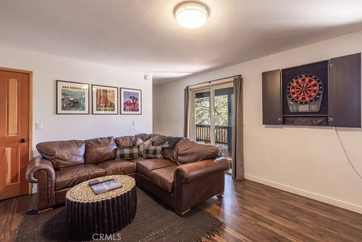 43855 Wolf, Big Bear Lake, California 92315