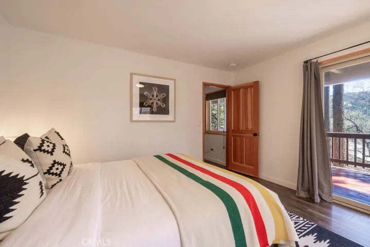 43855 Wolf, Big Bear Lake, California 92315