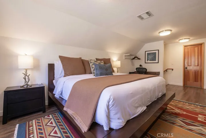 43855 Wolf, Big Bear Lake, California 92315