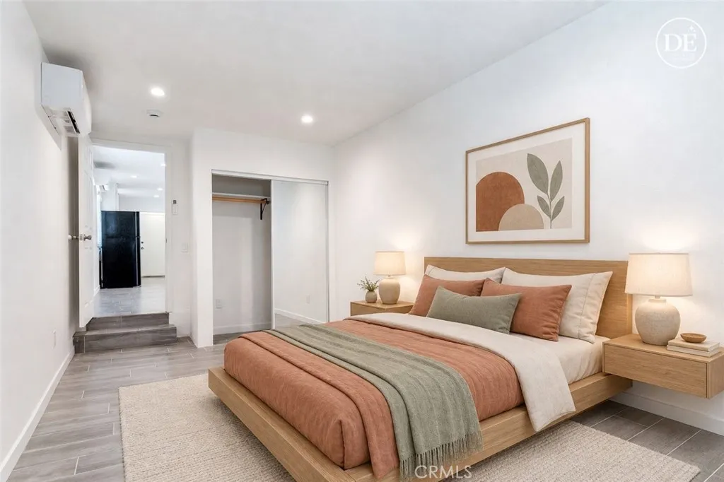 2nd Bd in Main House virtual staging