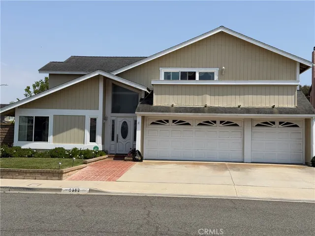 5382 Beck Circle, Huntington Beach, California 92649