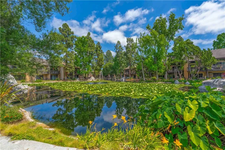 7890 E Spring Street 16e, Long Beach, California 90815