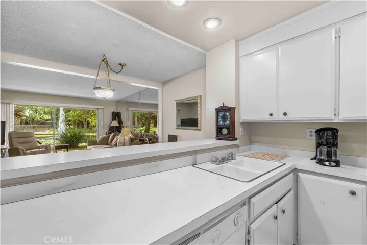 7890 E Spring Street 16e, Long Beach, California 90815
